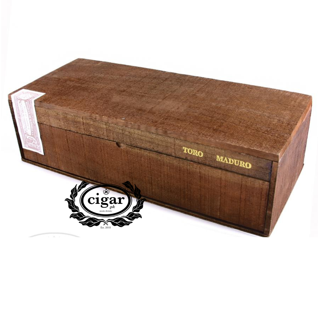 Rocky Patel Edge Toro 100 Maduro (Aged 5 Years) cigars Tray