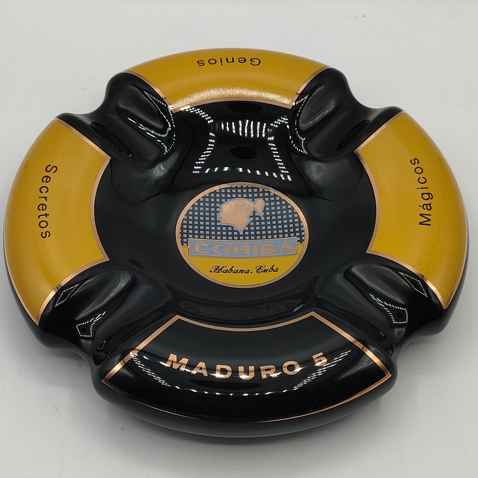 Cohiba Four Cigars Ashtray Black Maduro