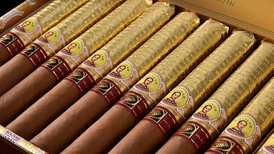- BOLIVAR NEW GOLD MEDAL LCDH 10 CIGARS