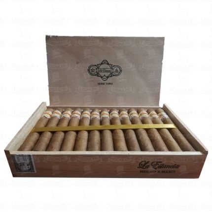 LA Estancia Toro 25 Cigars